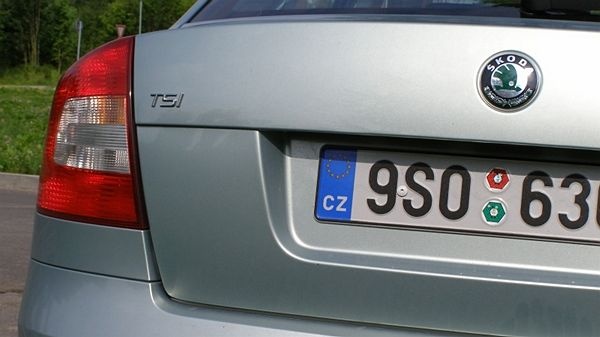 automobil_600